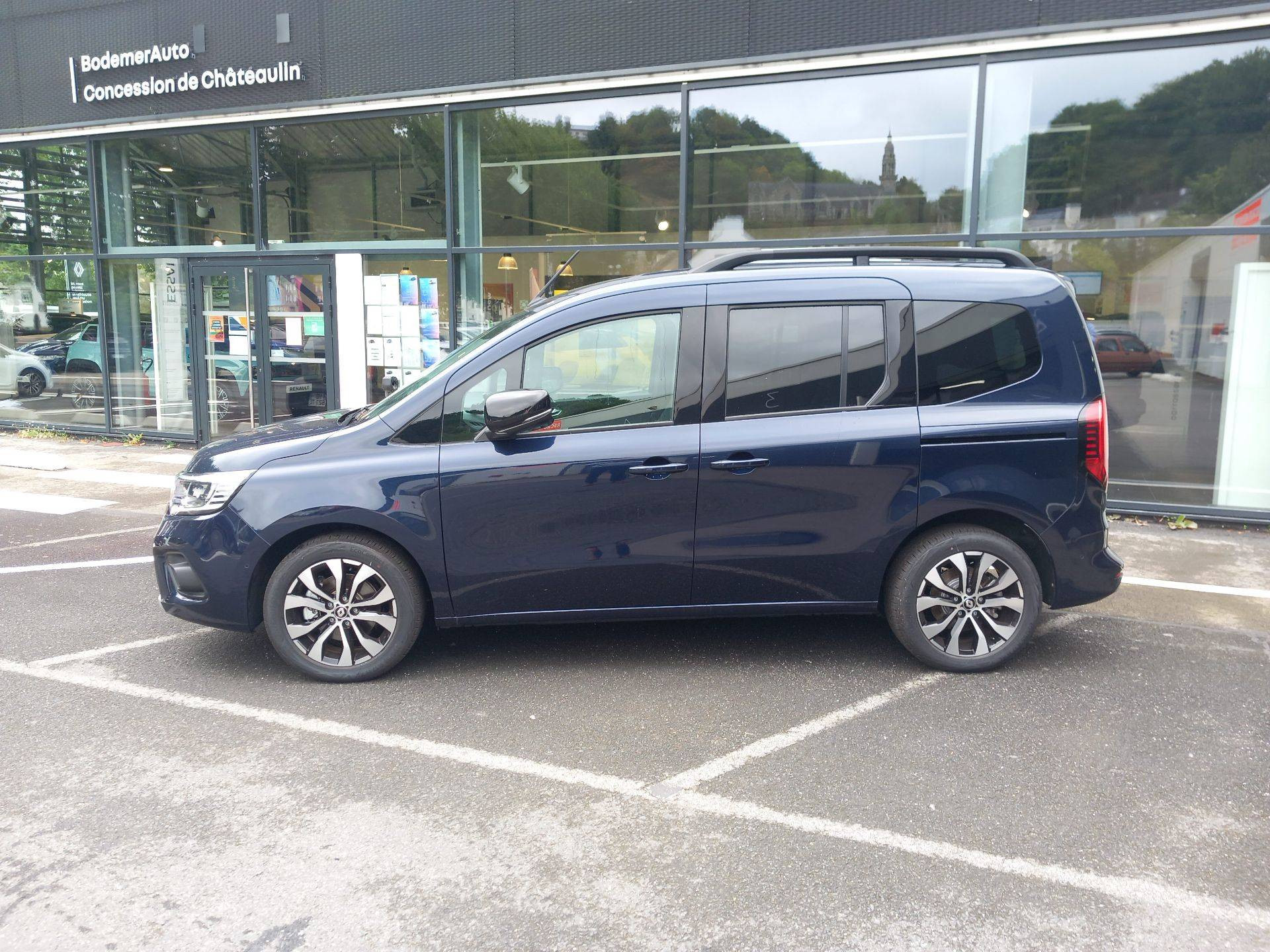 Vente en ligne Renault Kangoo E-Tech  EV45 11kW au prix de 31 990 €