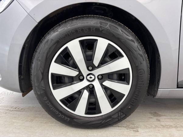 Vente en ligne Renault Clio 5 Clio TCe 90 au prix de 15 490 €