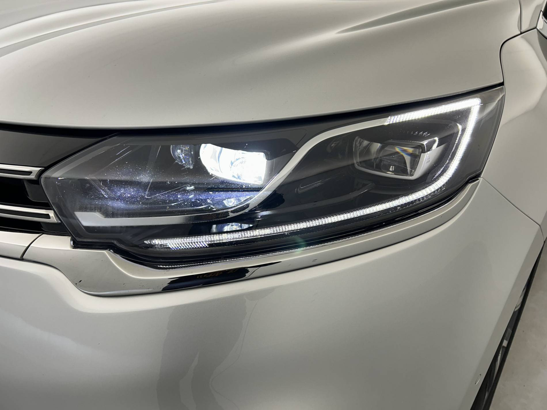 Vente en ligne Renault Espace 5 Espace Tce 200 Energy au prix de 19 990 €