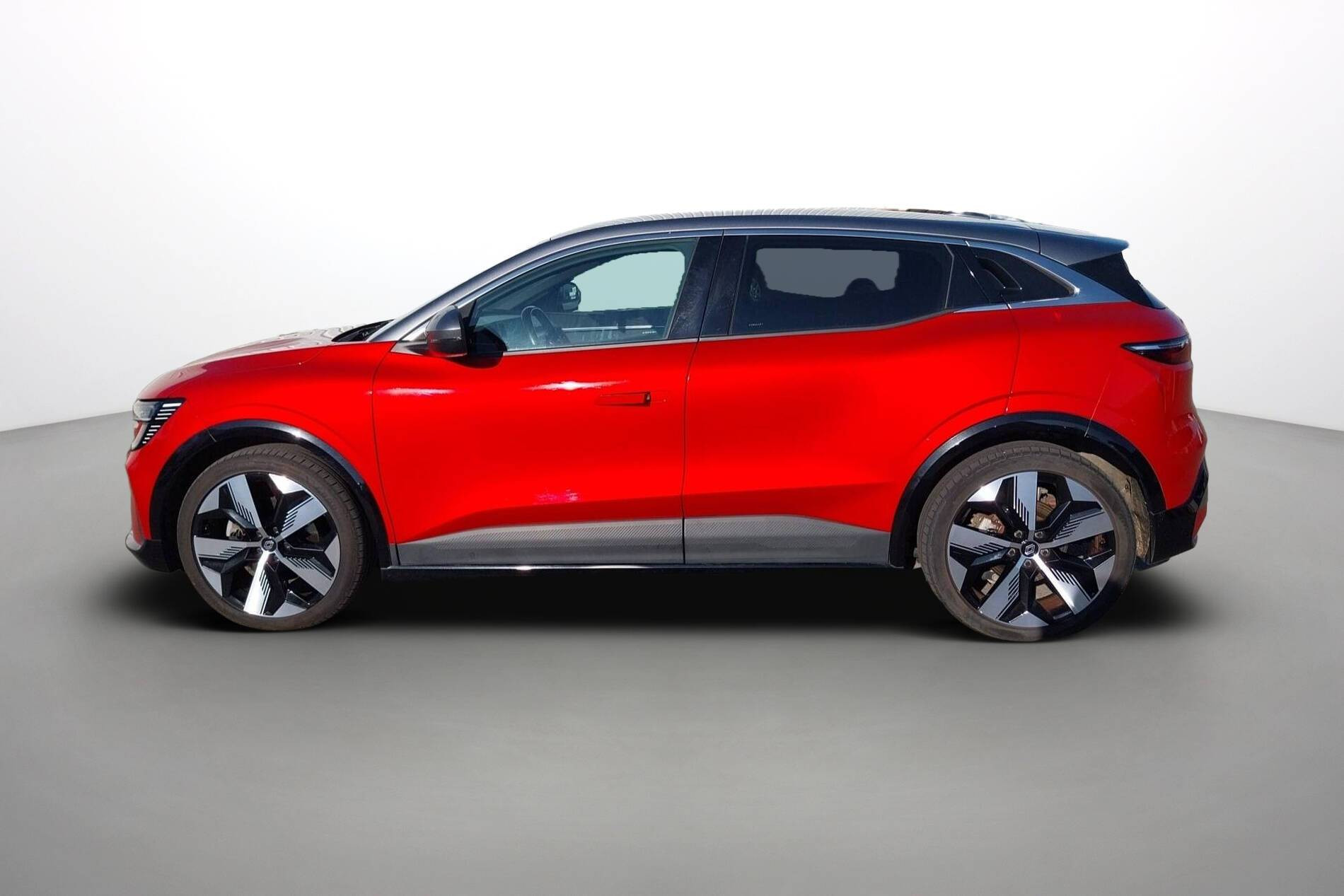 Vente en ligne Renault Megane E-Tech  EV60 220 ch super charge au prix de 23 990 €
