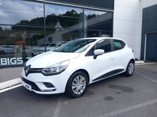 Vente en ligne Renault Clio 4 CLIO SOCIETE DCI 90 ENERGY ECO2 82G de 2018 au prix de 8 490€