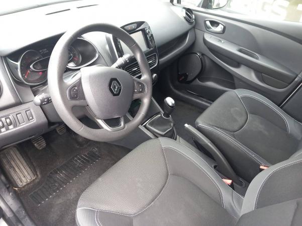 Vente en ligne Renault Clio 4 CLIO SOCIETE DCI 90 ENERGY ECO2 82G au prix de 8 490 €