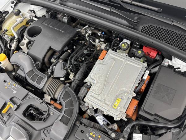 Vente en ligne Renault Clio 5 Clio E-Tech 140 - 21N au prix de 16 790 €