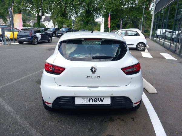 Vente en ligne Renault Clio 4 CLIO SOCIETE DCI 90 ENERGY ECO2 82G au prix de 8 490 €