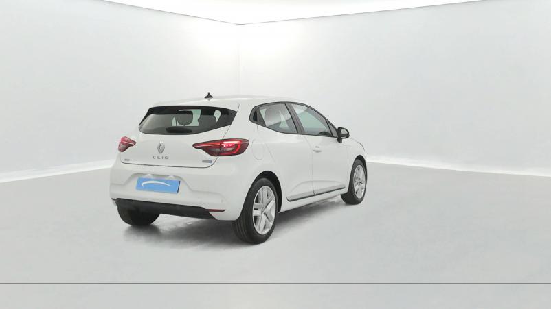 Vente en ligne Renault Clio 5 Clio E-Tech 140 - 21N au prix de 16 790 €