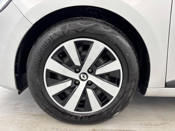 Vente en ligne Renault Clio 5 Clio TCe 90 au prix de 15 490 €
