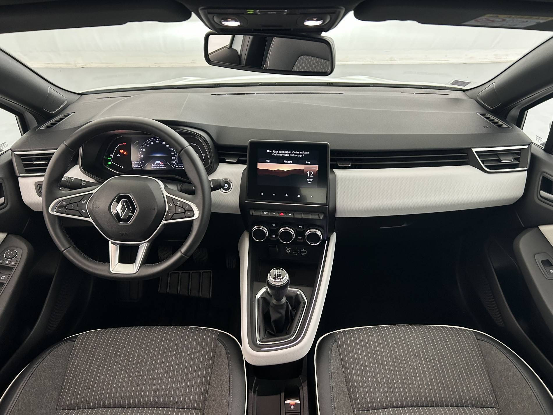 Vente en ligne Renault Clio 5 Clio TCe 90 - 21N au prix de 14 990 €