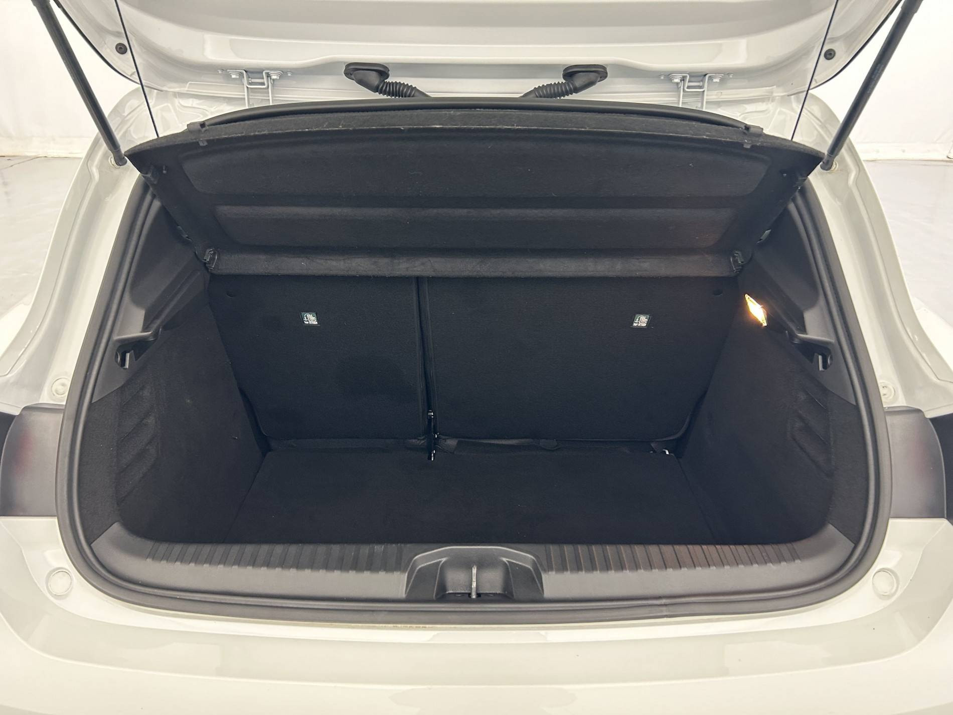 Vente en ligne Renault Clio 5 Clio TCe 90 - 21N au prix de 14 990 €