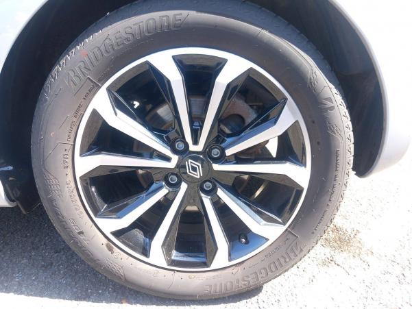 Vente en ligne Renault Clio 5 Clio E-Tech full hybrid 145 au prix de 20 490 €