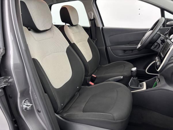 Vente en ligne Renault Captur Captur dCi 90 E6C au prix de 13 490 €