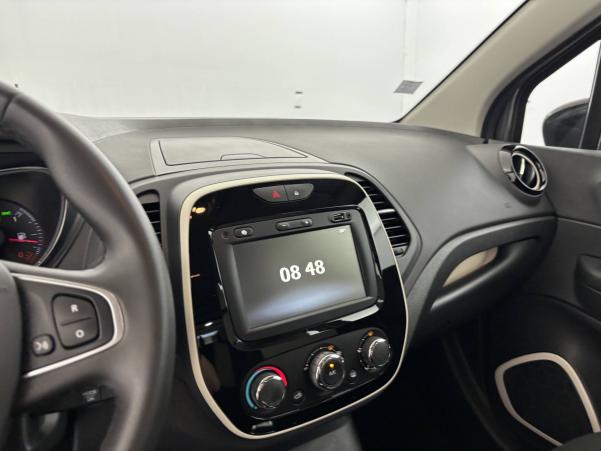 Vente en ligne Renault Captur Captur dCi 90 E6C au prix de 13 490 €