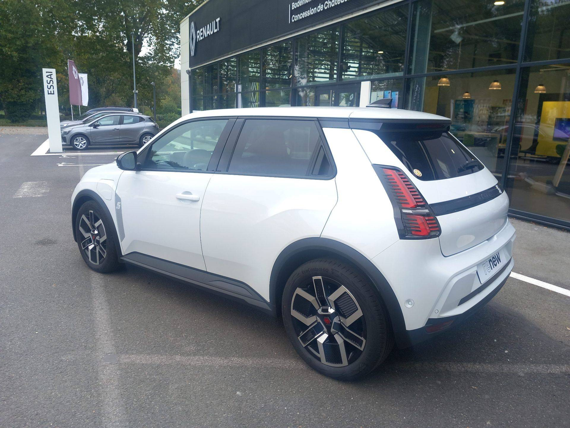 Vente en ligne Renault R5 E-Tech  120 ch autonomie urbaine au prix de 28 900 €