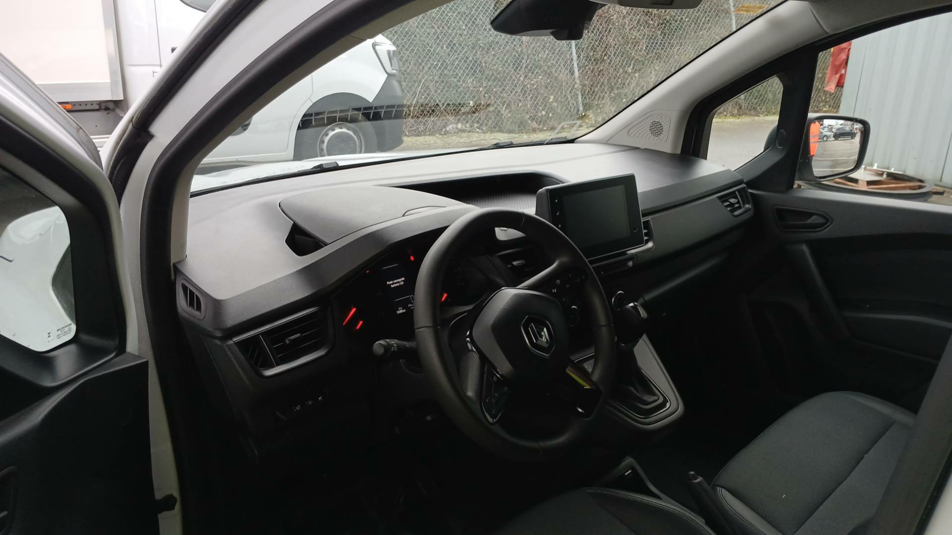 Vente en ligne Renault Kangoo Van  BLUE DCI 115 EDC au prix de 20 490 €