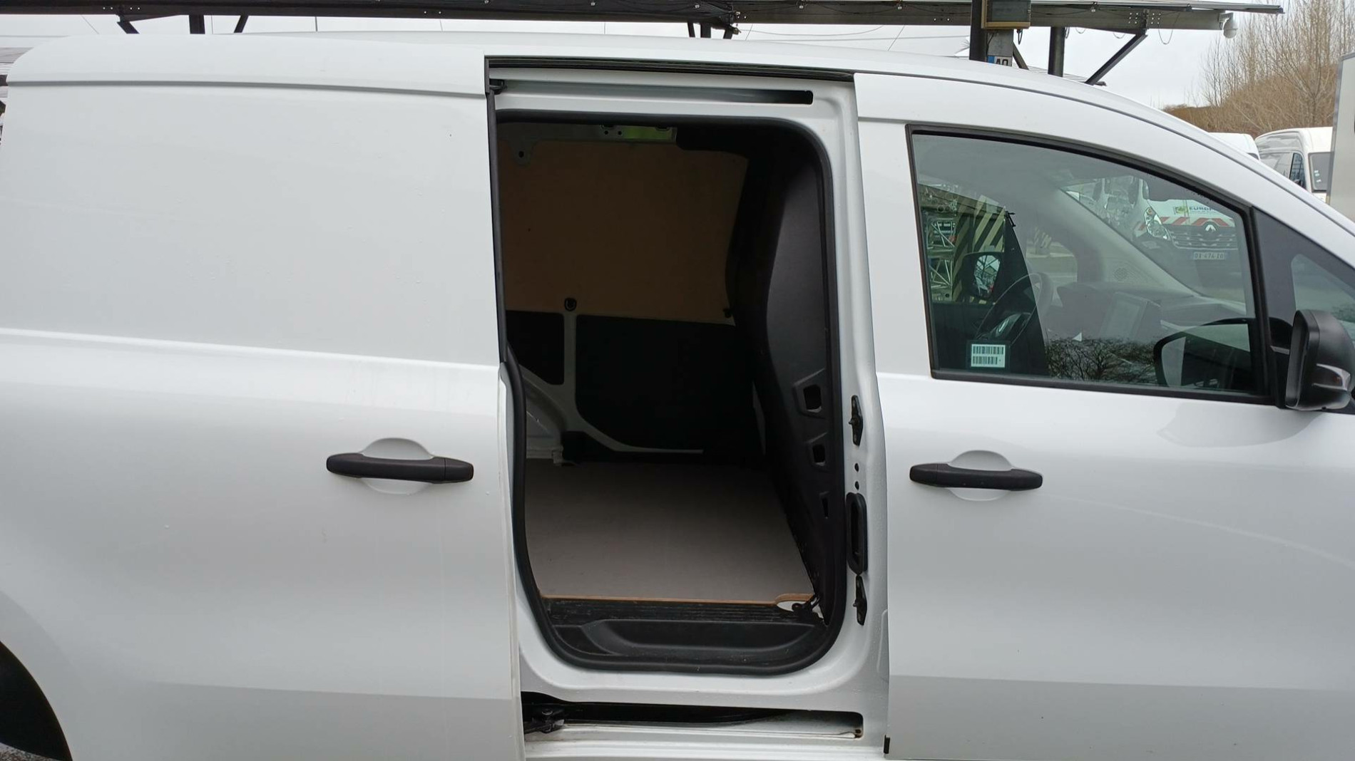 Vente en ligne Renault Kangoo Van  BLUE DCI 115 EDC au prix de 20 490 €