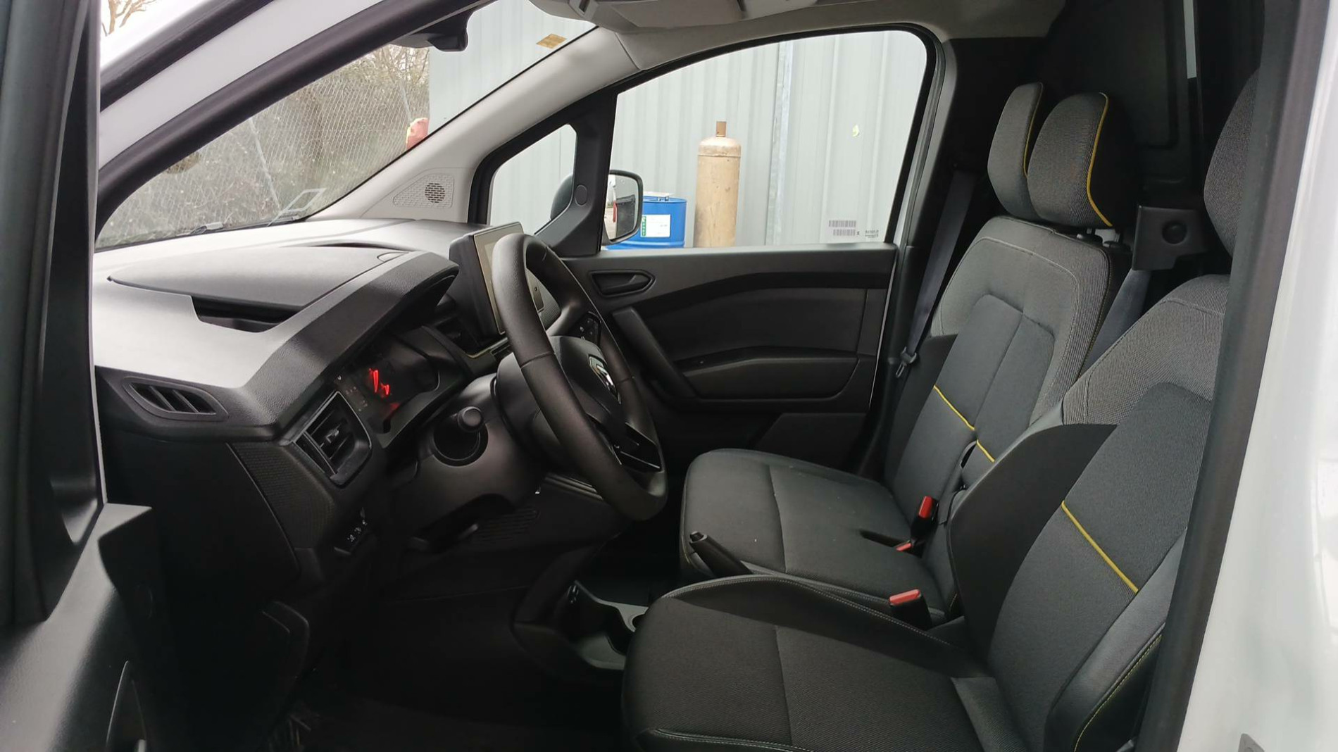 Vente en ligne Renault Kangoo Van  BLUE DCI 115 EDC au prix de 20 490 €