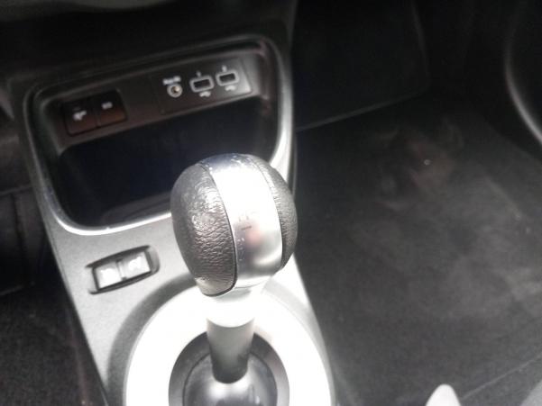 Vente en ligne Renault Twingo 3  TCe 95 EDC au prix de 15 990 €