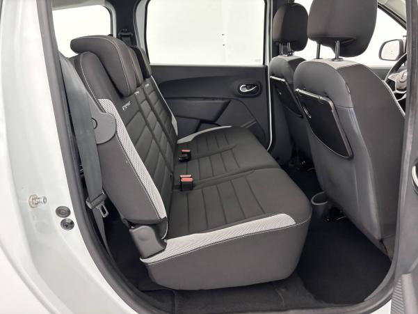 Vente en ligne Dacia Lodgy  Blue dCi 115 5 places au prix de 14 490 €