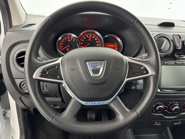 Vente en ligne Dacia Lodgy  Blue dCi 115 5 places au prix de 14 490 €