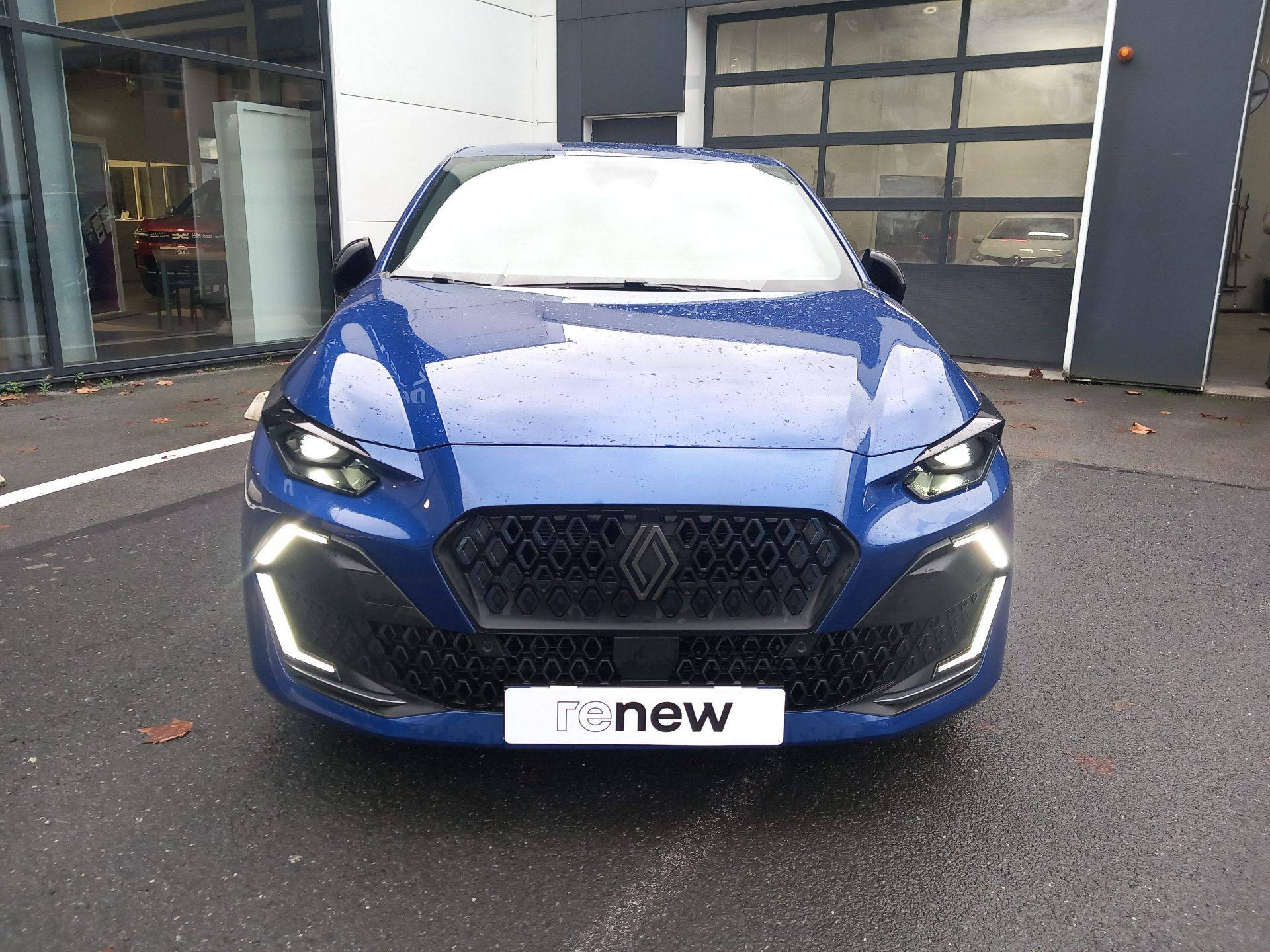 Vente en ligne Renault Clio 6 Clio E-Tech full hybrid 160 ch au prix de 29 490 €