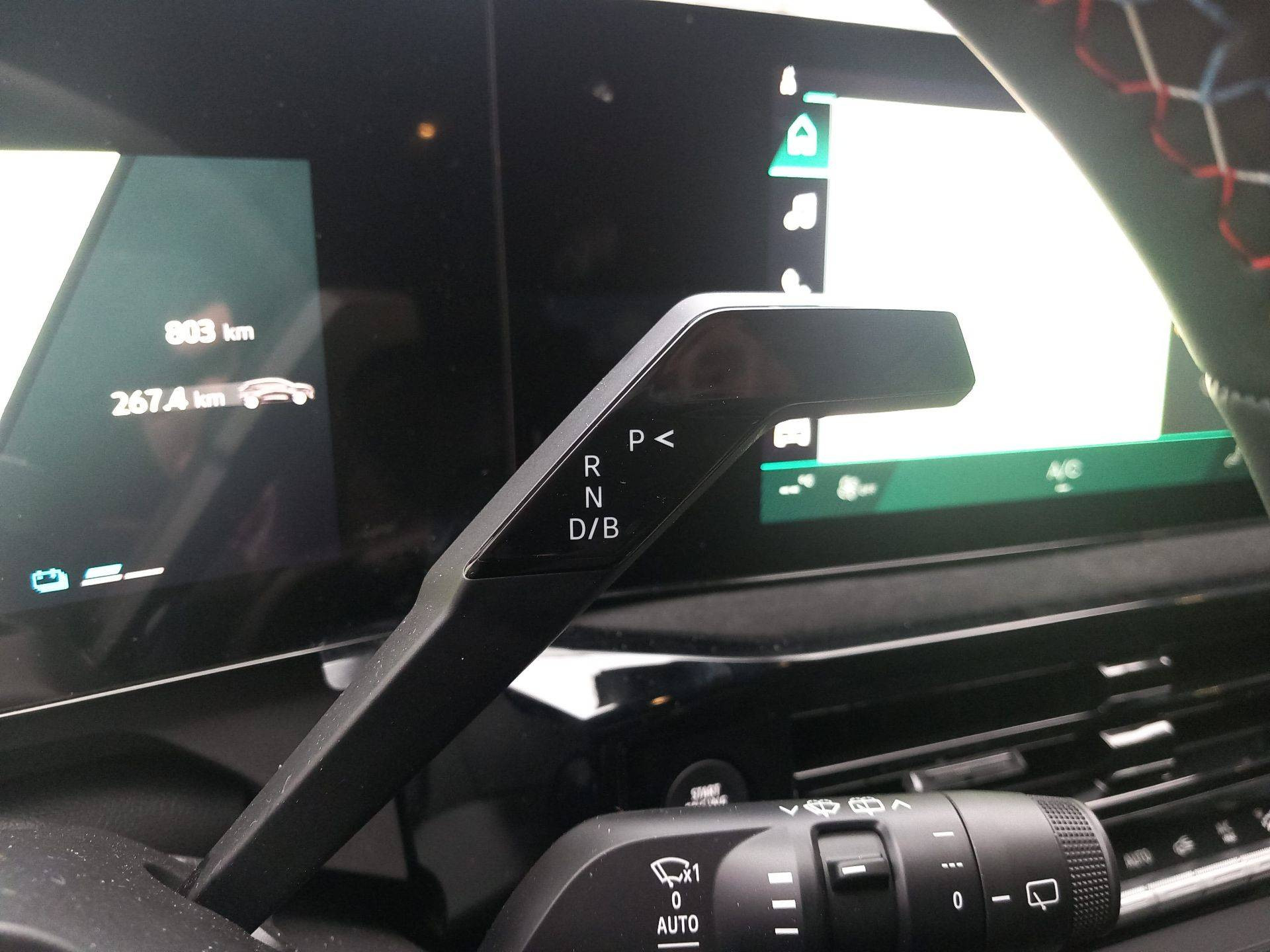 Vente en ligne Renault Clio 6 Clio E-Tech full hybrid 160 ch au prix de 29 490 €