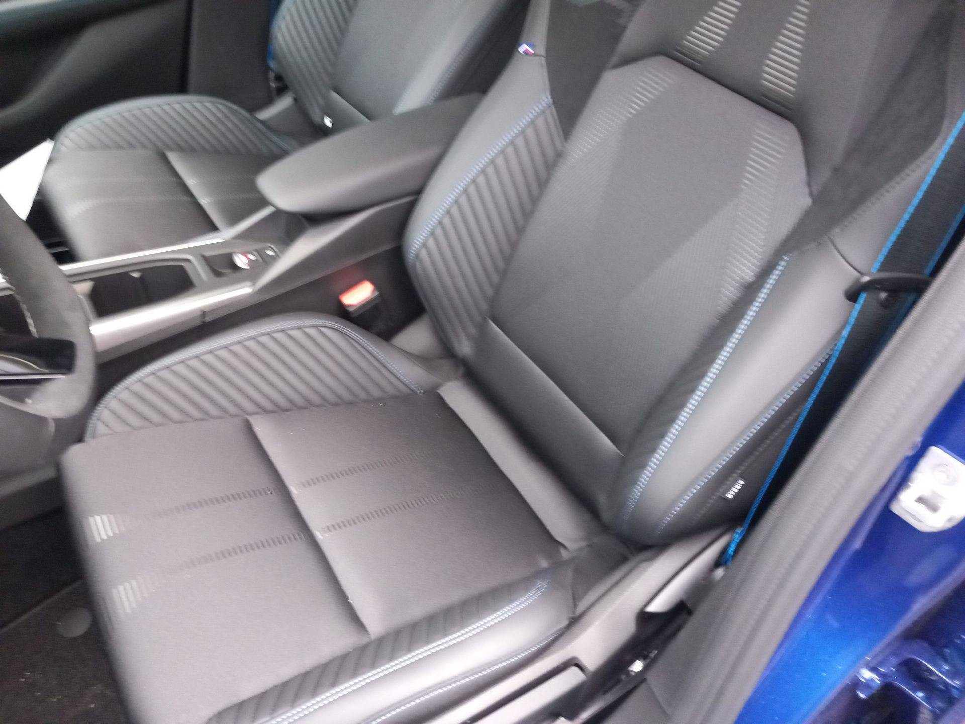 Vente en ligne Renault Clio 6 Clio E-Tech full hybrid 160 ch au prix de 29 490 €