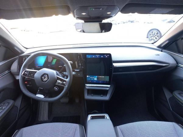 Vente en ligne Renault Megane E-Tech  220 ch autonomie confort AC7 au prix de 37 490 €