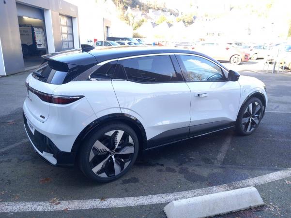 Vente en ligne Renault Megane E-Tech  220 ch autonomie confort AC7 au prix de 37 490 €