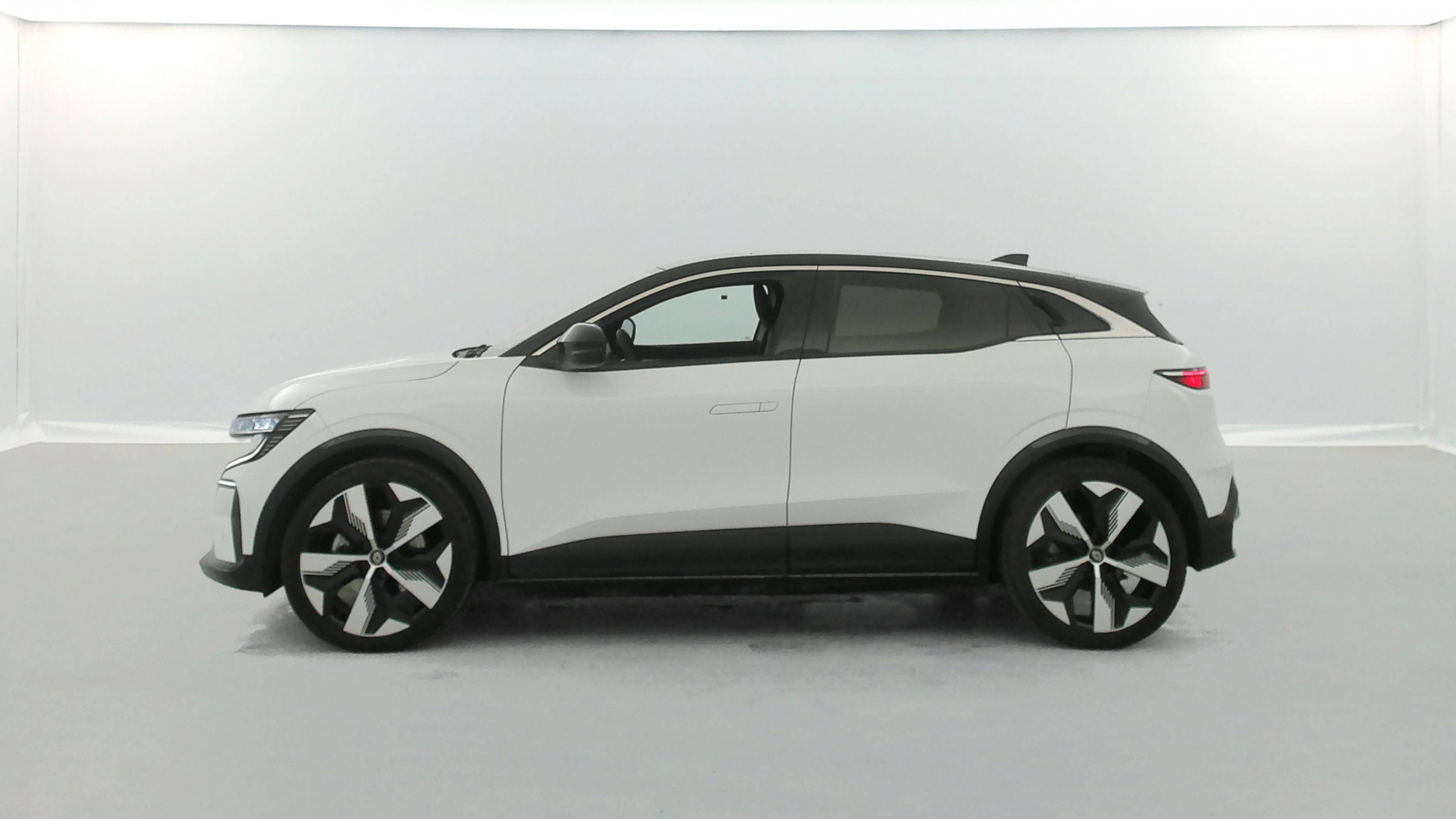 Vente en ligne Renault Megane E-Tech  220 ch autonomie confort GSR2 au prix de 28 990 €