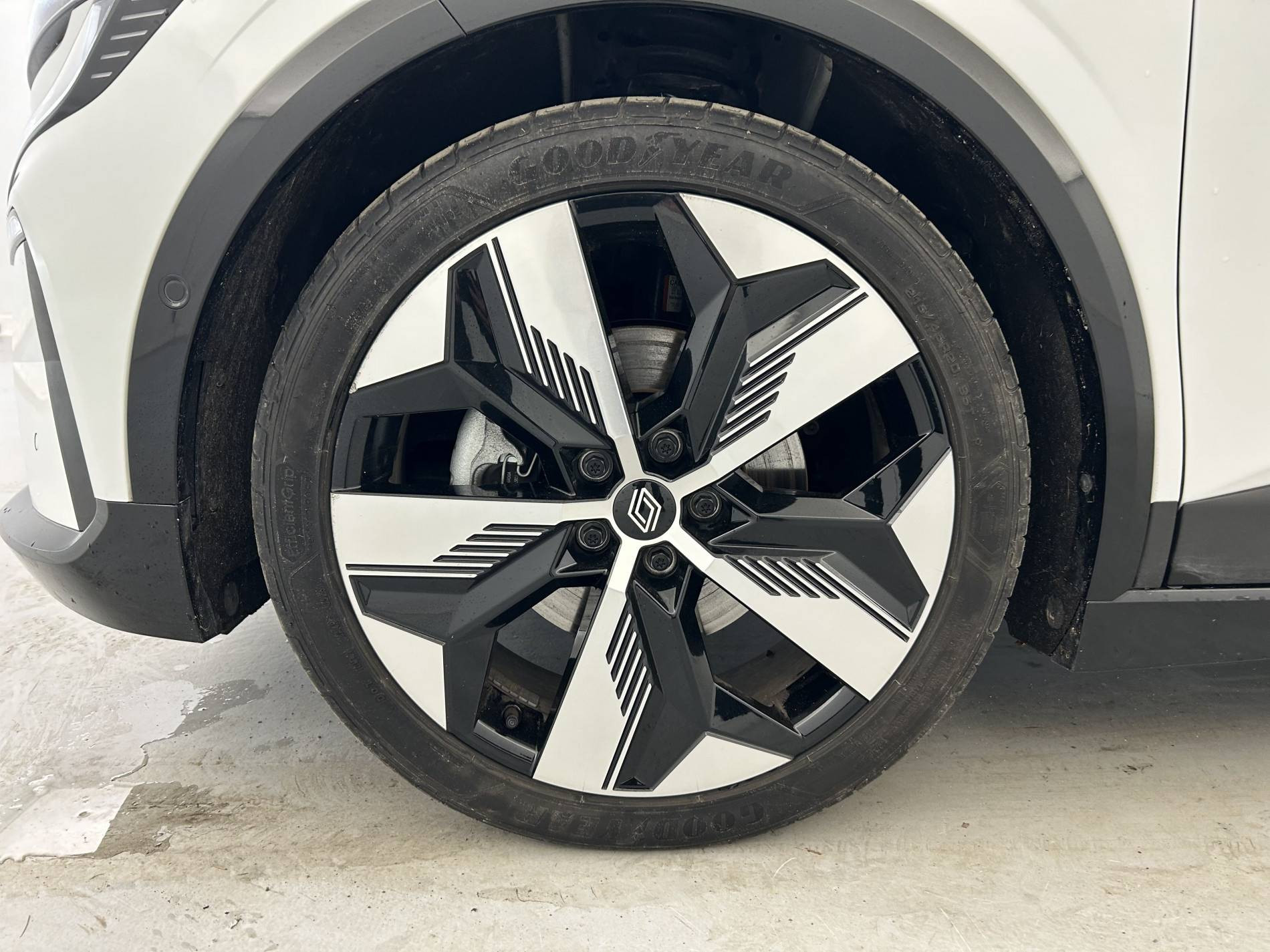 Vente en ligne Renault Megane E-Tech  220 ch autonomie confort GSR2 au prix de 28 990 €