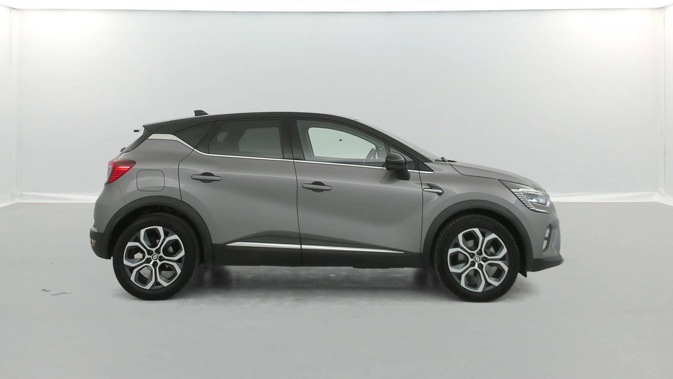 Vente en ligne Renault Captur  E-Tech full hybrid 145 au prix de 20 490 €
