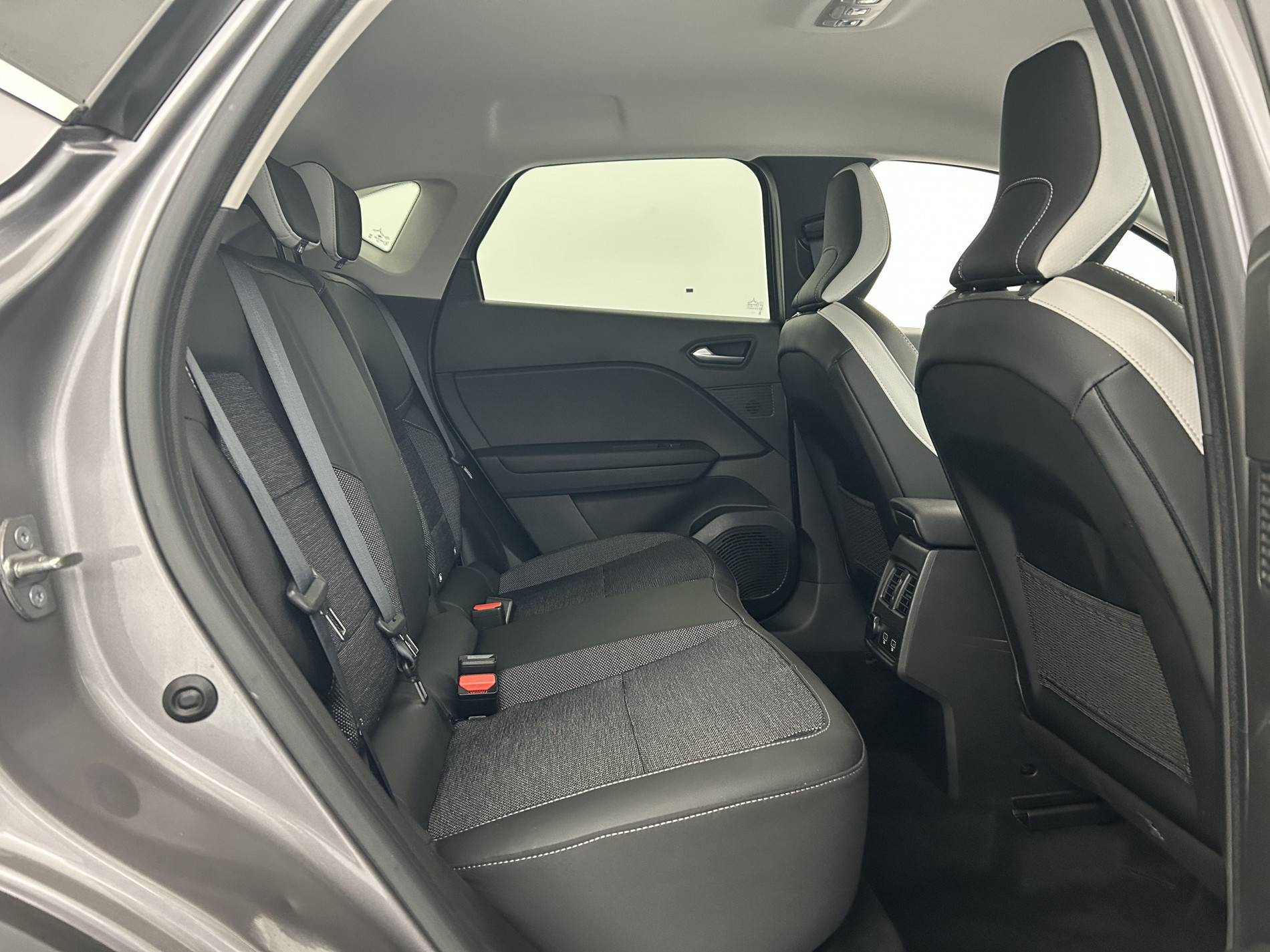 Vente en ligne Renault Captur  E-Tech full hybrid 145 au prix de 20 490 €