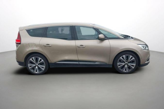 Vente en ligne Renault Grand Scenic 4 Grand Scenic dCi 110 Energy EDC au prix de 16 990 €