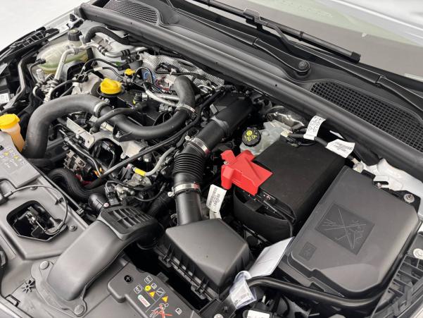 Vente en ligne Renault Clio 5 Clio TCe 90 au prix de 15 990 €