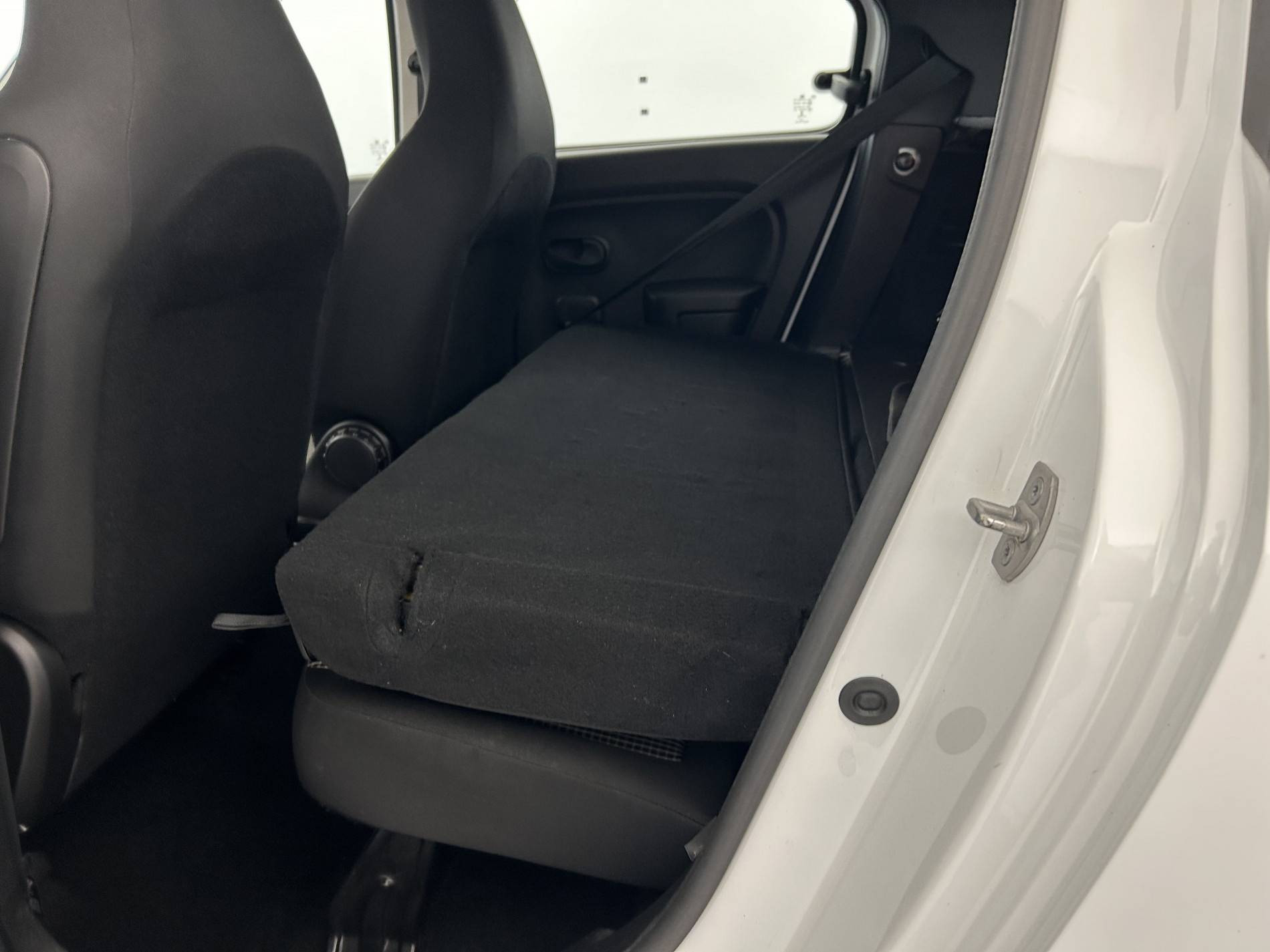 Vente en ligne Renault Twingo 3  SCe 65 - 20 au prix de 8 290 €