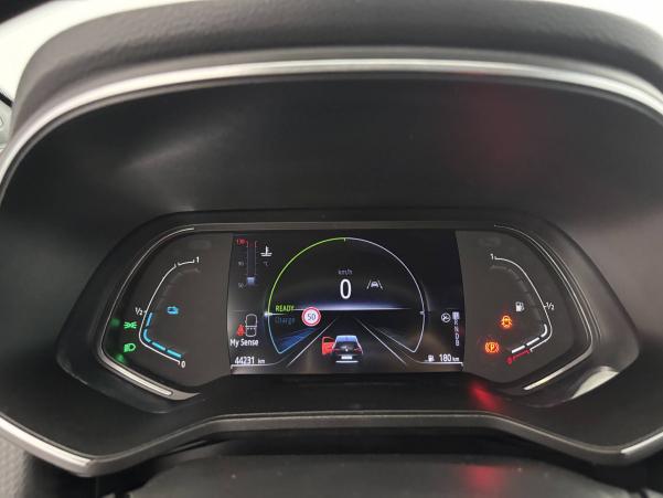 Vente en ligne Renault Clio 5 Clio E-Tech 140 au prix de 16 490 €
