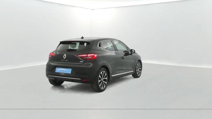 Vente en ligne Renault Clio 5 Clio E-Tech 140 au prix de 16 490 €