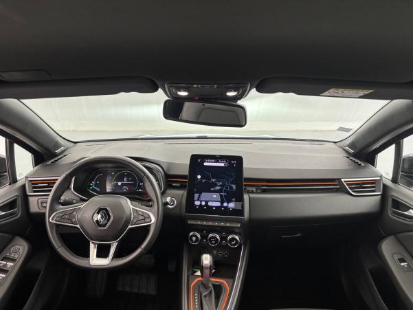 Vente en ligne Renault Clio 5 Clio E-Tech 140 au prix de 16 490 €