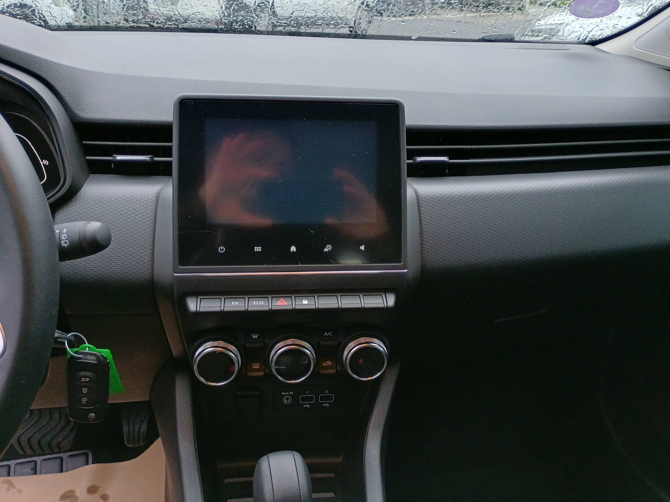 Vente en ligne Renault Clio 5 Clio E-Tech 140 - 21N au prix de 15 990 €