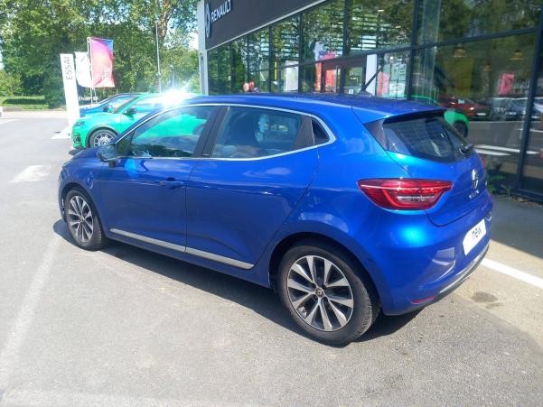 Vente en ligne Renault Clio 5 Clio E-Tech 140 au prix de 16 490 €