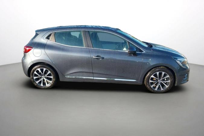 Vente en ligne Renault Clio 5 Clio E-Tech 140 - 21N au prix de 17 490 €