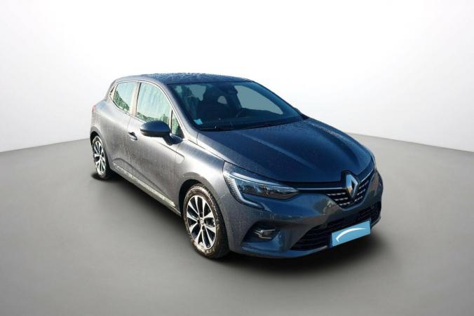 Vente en ligne Renault Clio 5 Clio E-Tech 140 - 21N au prix de 17 490 €