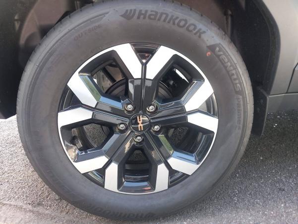 Vente en ligne Dacia Duster  Hybrid 140 au prix de 28 990 €
