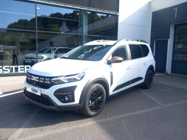 Vente en ligne Dacia Jogger  Hybrid 140 7 places GSR2 au prix de 28 000 €