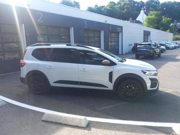 Vente en ligne Dacia Jogger  Hybrid 140 7 places GSR2 au prix de 28 000 €