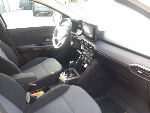 Vente en ligne Dacia Jogger  Hybrid 140 7 places GSR2 au prix de 28 000 €
