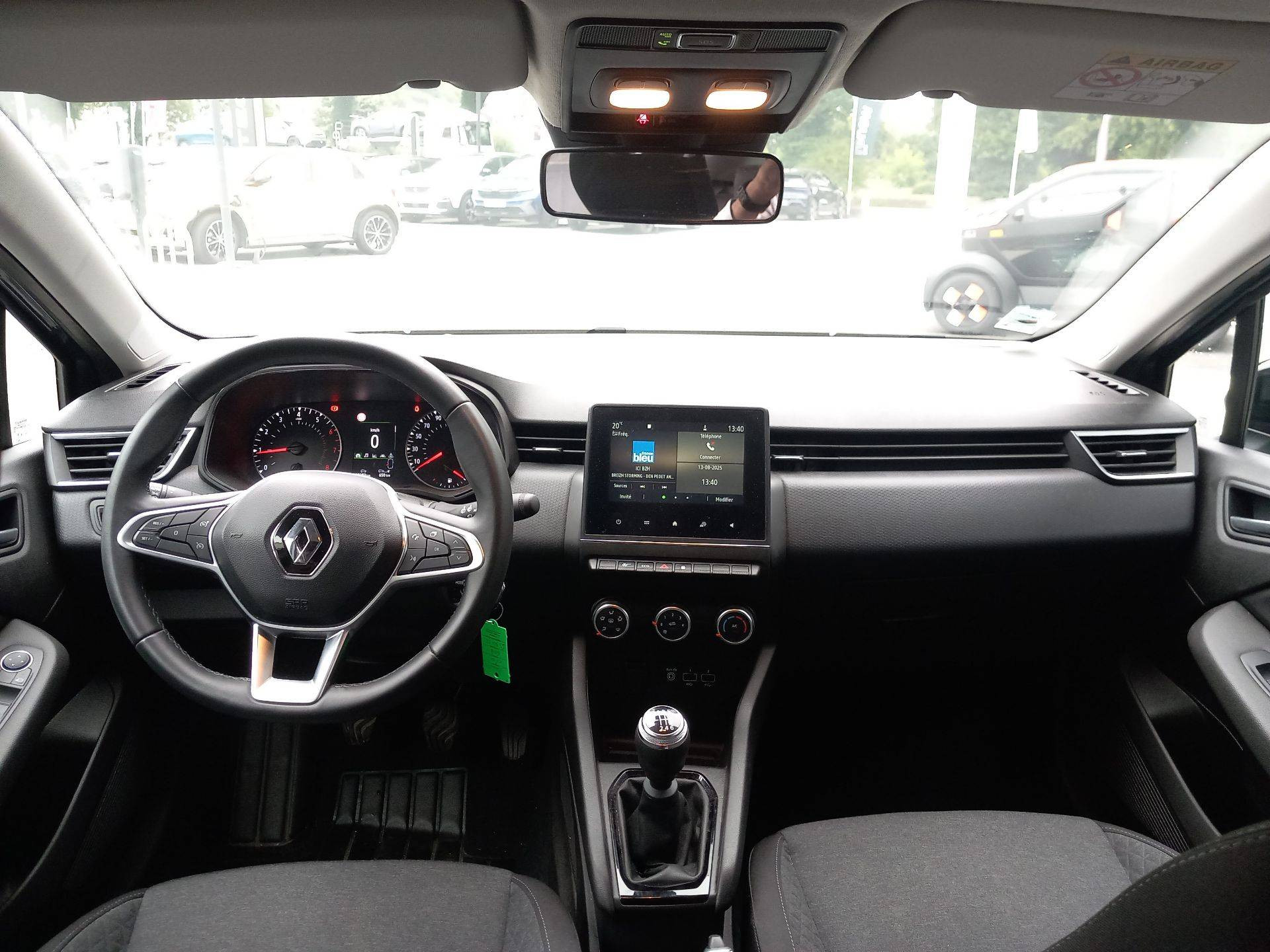 Vente en ligne Renault Clio 5 Clio TCe 90 au prix de 13 290 €