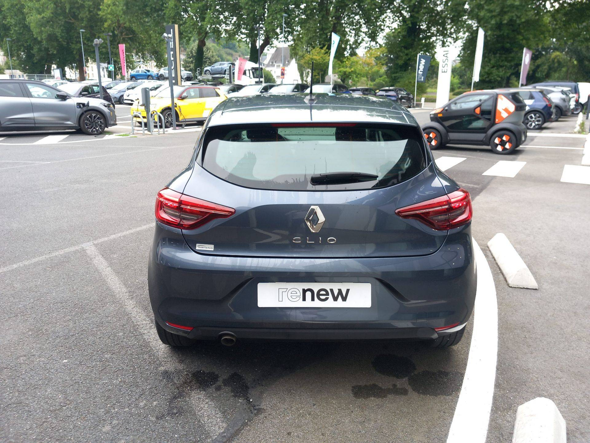 Vente en ligne Renault Clio 5 Clio TCe 90 au prix de 13 290 €