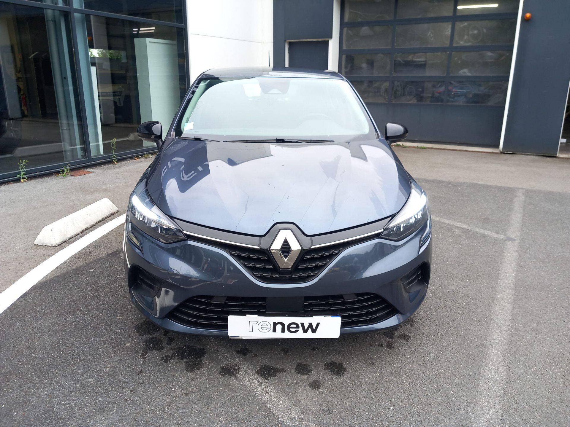 Vente en ligne Renault Clio 5 Clio TCe 90 au prix de 13 290 €