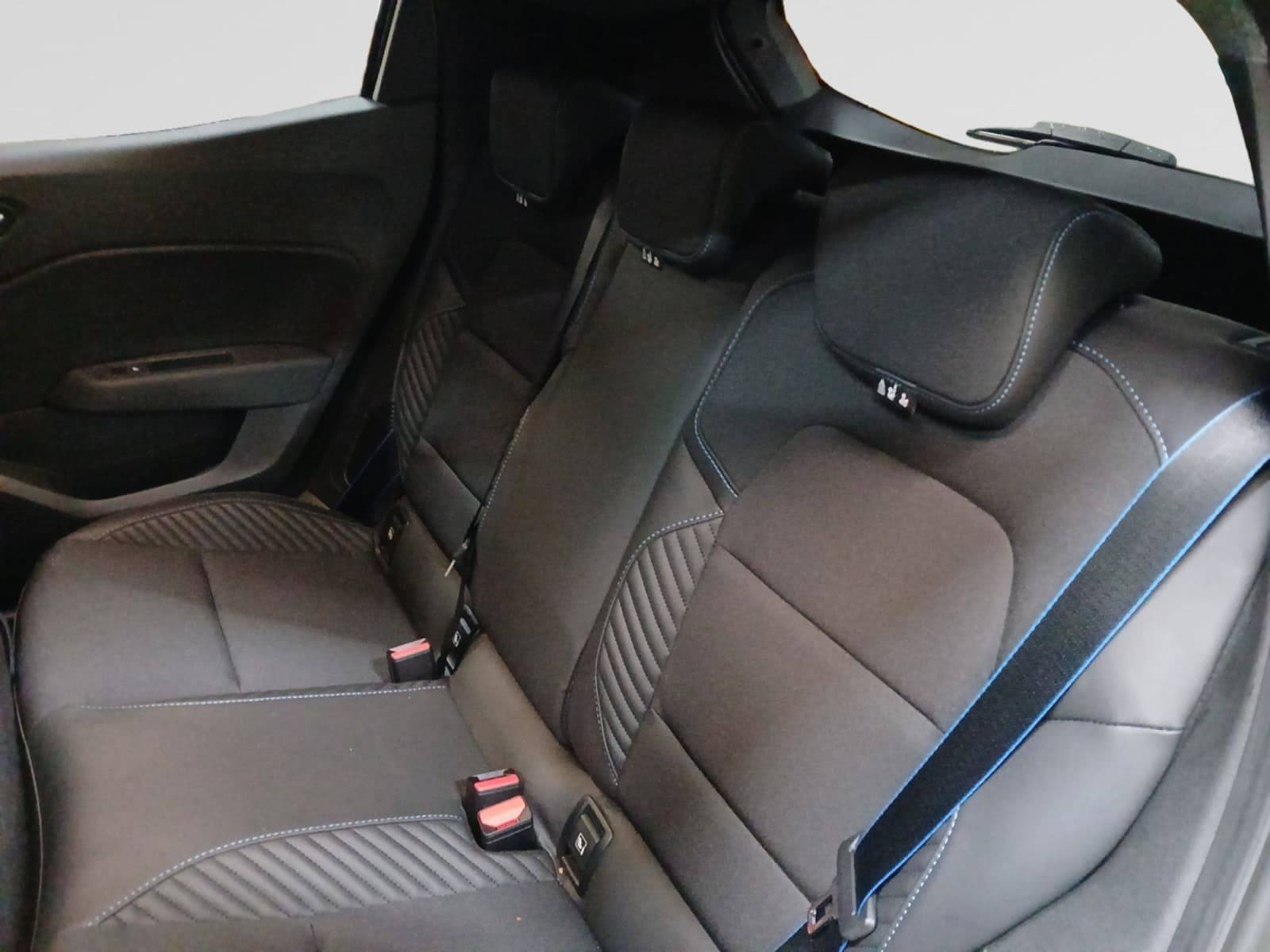 Vente en ligne Renault Clio 5 Clio E-Tech full hybrid 145 ch GSR2 au prix de 23 990 €