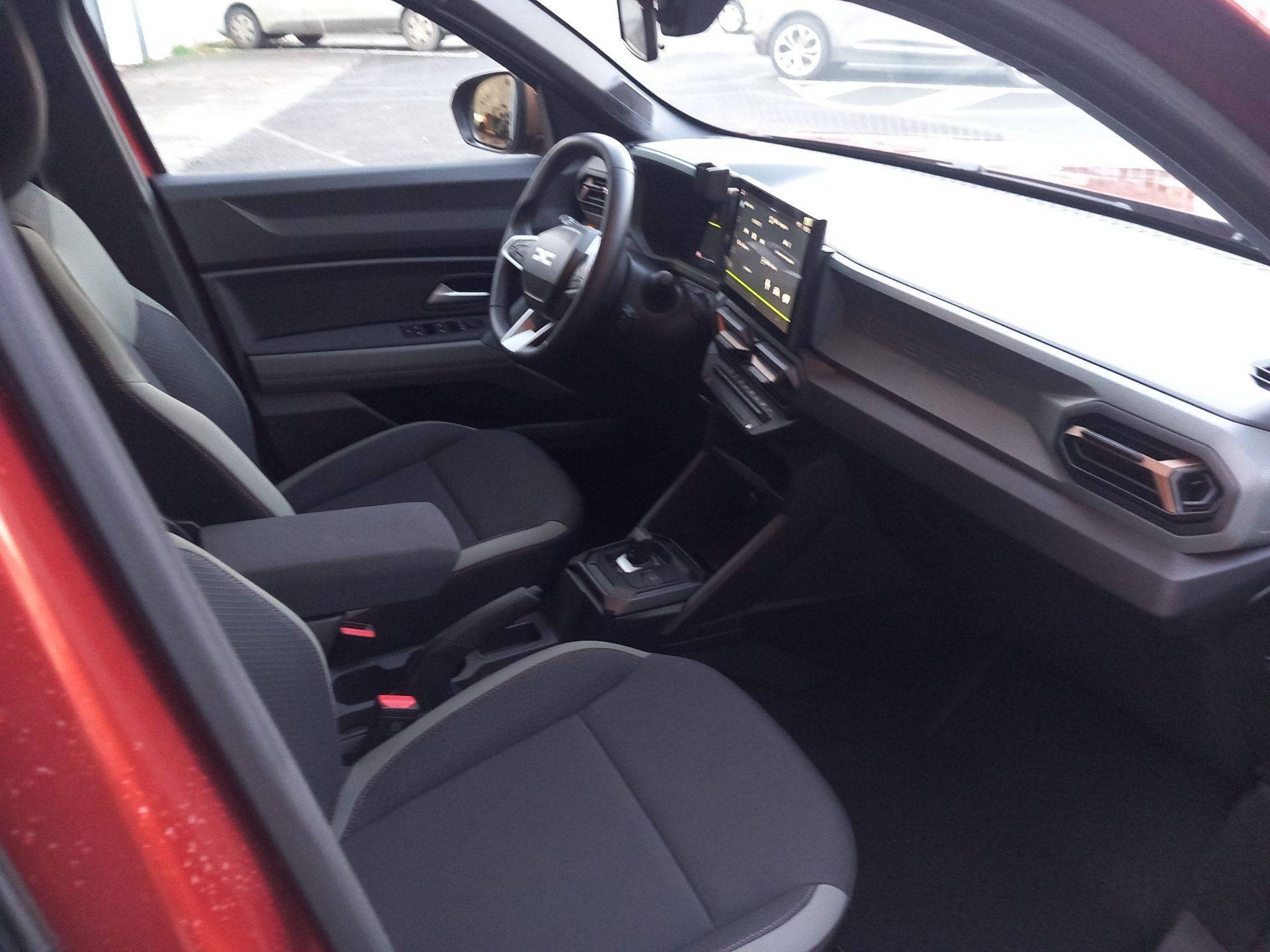 Vente en ligne Dacia Duster  Hybrid 140 au prix de 26 990 €